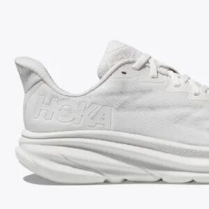 HOKA Women’s Clifton 9, Size 7.5B